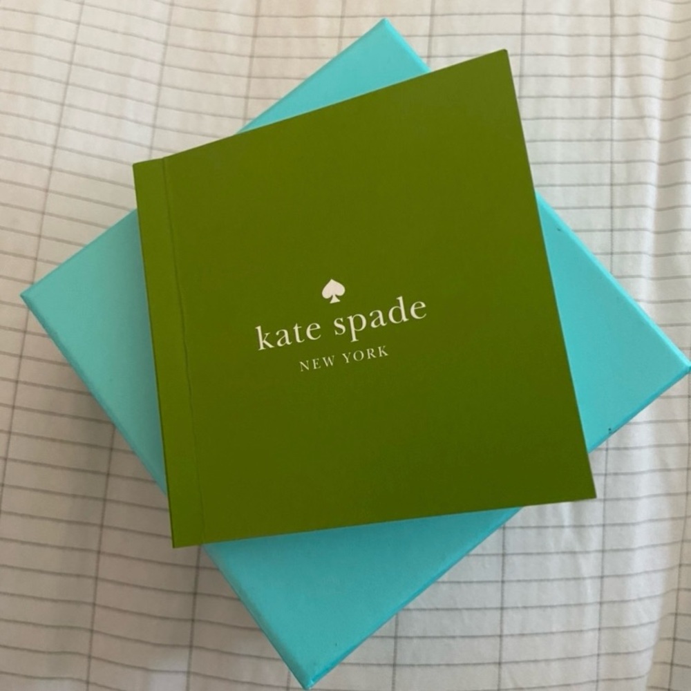 Kate Spade Metro Mother-of-Pearl Analog Leather-Strap Watch - Picture 9 of 9